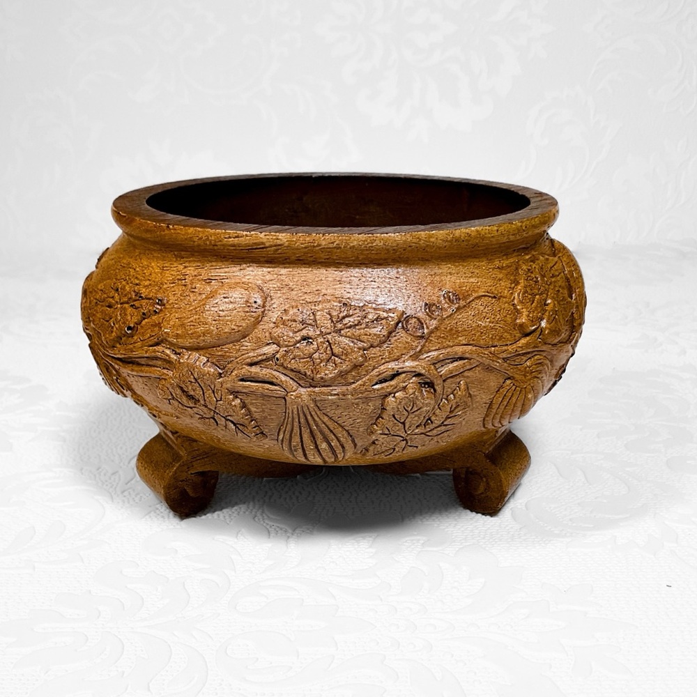 Vintage F.T.D.A USA Syroco Footed Bowl